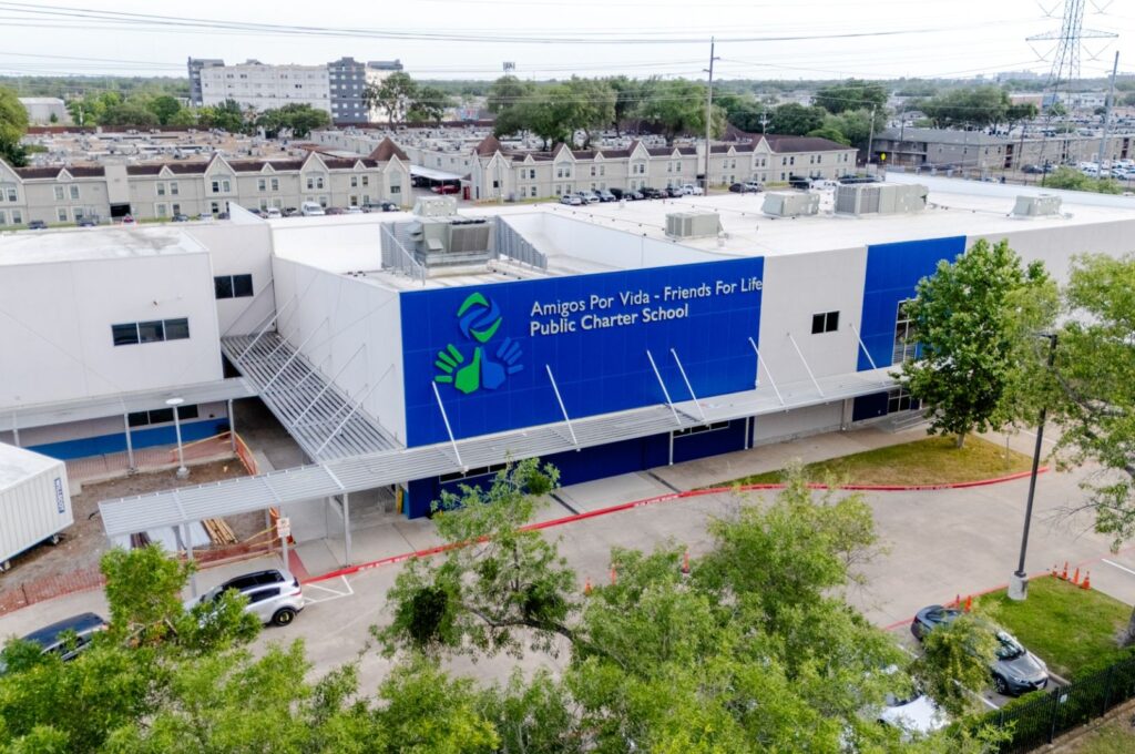 Amigos Por Vida - Friends for Life Public Charter School